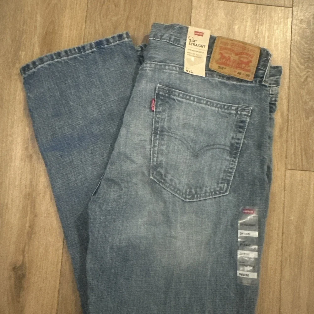 Levi Strauss Medium Wash Straight Leg Jeans 514 36X30 Regular Fit Casual NWT‎